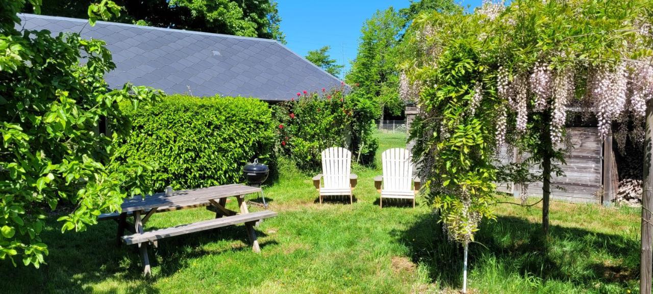 Le Gite Des Trois Vaches Brionne Exterior photo