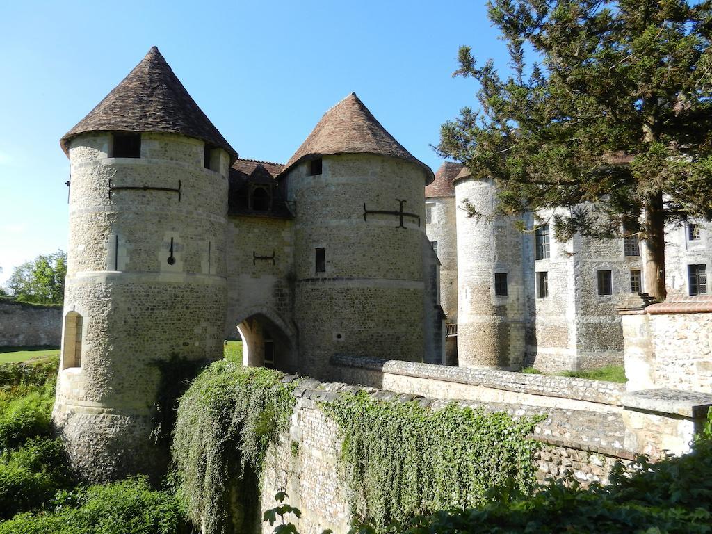 Le Gite Des Trois Vaches Brionne Room photo