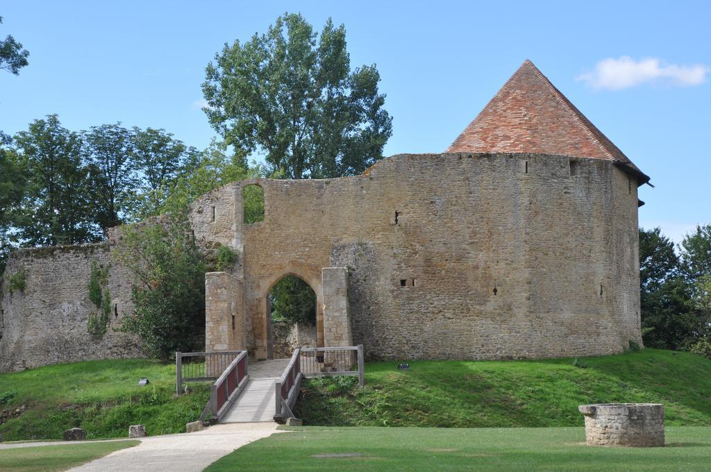 Le Gite Des Trois Vaches Brionne Exterior photo